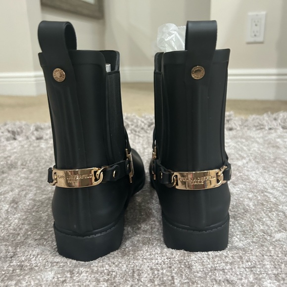 Karl Lagerfeld Paris, Black Rain boots with Gold hardware - Picture 2 of 7